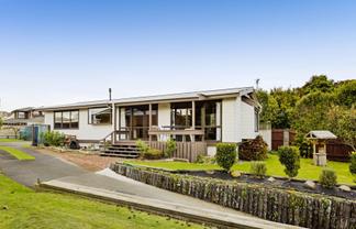 22 Rata Street, Hawera