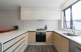 14/182 London Street, Hamilton Central