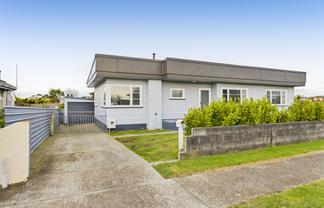 26 Tawhiti Road, Hawera