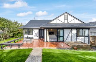 1/133 Botany Road, Botany Downs