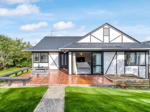 1/133 Botany Road, Botany Downs