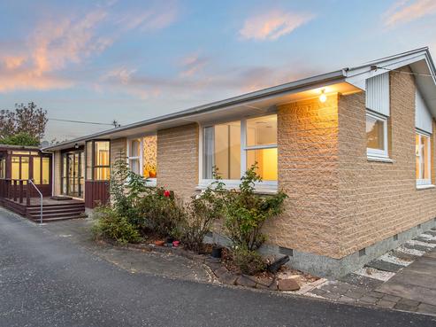 11 Dunster Street, Burnside