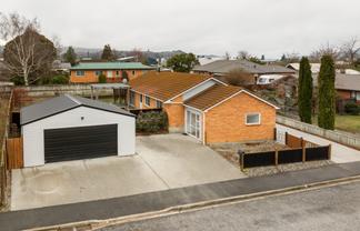 4 Orchard Place, Cromwell