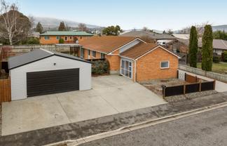 4 Orchard Place, Cromwell