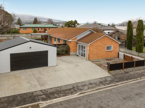 4 Orchard Place, Cromwell