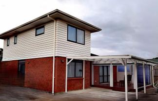 125 Riverpark Crescent, Henderson