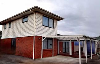 125 Riverpark Crescent, Henderson