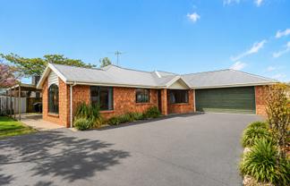 94 Wentworth Drive, Rototuna North