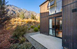 7 Escalator Avenue, Jacks Point