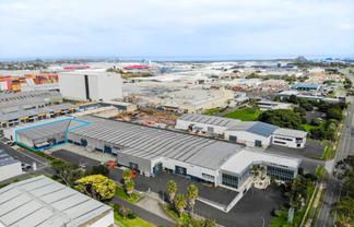 Compact & Functional – 1,178m² Industrial