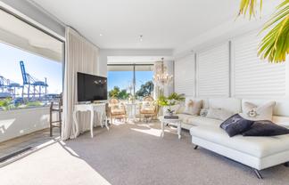 305/88 The Strand, Parnell