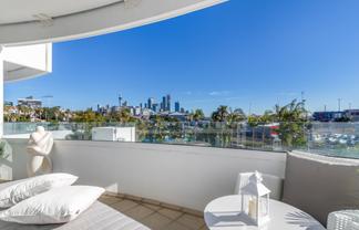 305/88 The Strand, Parnell