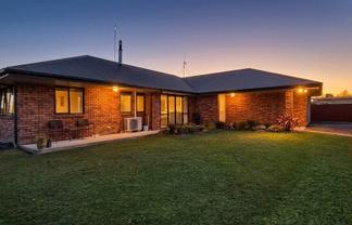 32 Grey Street, Feilding