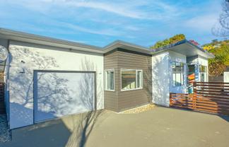 16A Albert Street, Saint Clair