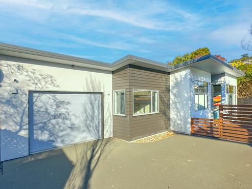 16A Albert Street, Saint Clair