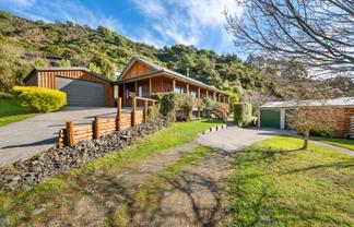 1 Beach Place, Havelock