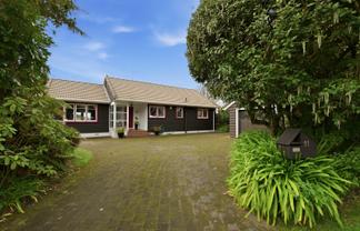 11 Matipo Avenue, Pomare