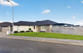 2 Molesworth Street, Carterton