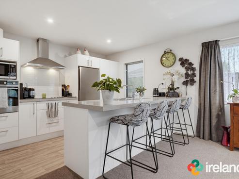 8 Hartford Crescent, Rolleston