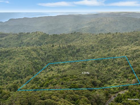 254 Piha Road, Piha