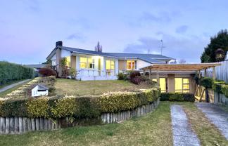 11 Pegasus Drive, Sunnybrook