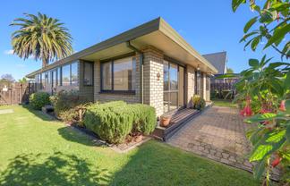 27 Waratah Street, Matua