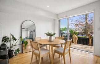 1B Kororo Street, Northcote