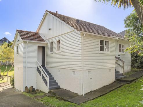 15 Meola Road, Westmere