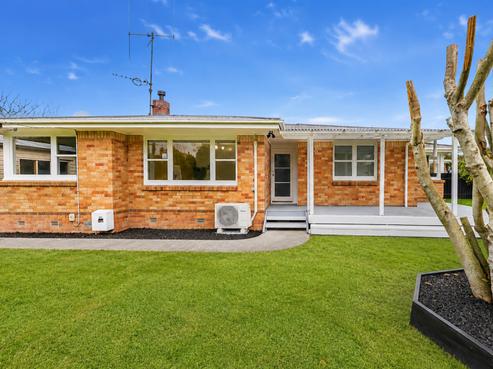 35 Coleridge Drive, Enderley