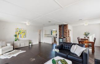 1B Westbourne Avenue, Pomare