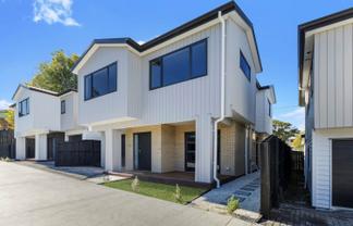 3/142 Great South Road, Manurewa