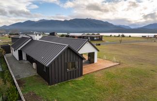 60 Takitimu Avenue, Te Anau