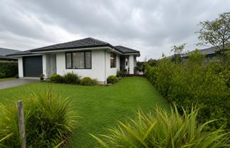 26 Oakdale Grove, Richmond
