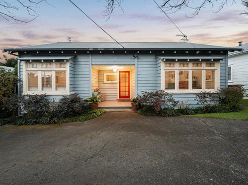 26 Egremont Street, Belmont