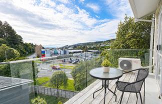 12/126 Redwood Avenue, Tawa