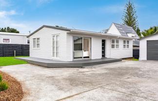 68A Taikata Road, Te Atatu Peninsula