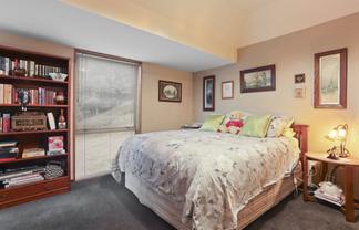 1640 Cust Road, Cust