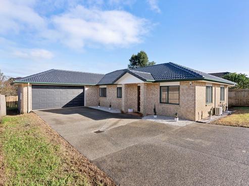 8 Carn Place, Weymouth