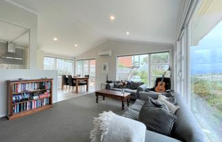 59 Winston Street , Crofton Downs