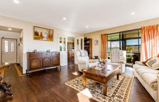 67 Kentwood Drive, Woodridge
