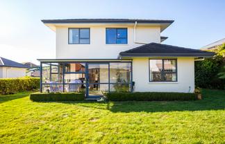 67 Kentwood Drive, Woodridge