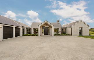 35 Palliser Downs Drive, Wainui