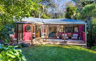 1A Upper Cross Street, Raglan