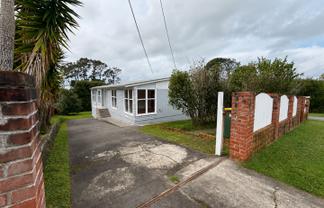 22 Crystal Avenue, Glendene