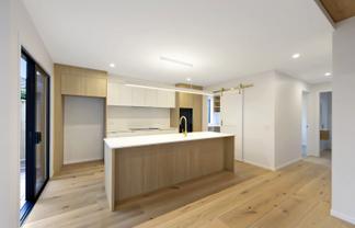 B/8 Maire Street, Woburn