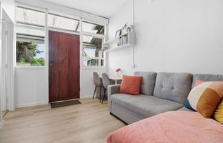 3/9 August Place, Greenlane