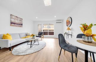 3B Kelvyn Grove, Hillpark