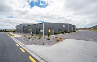 High-profile industrial premises at SH1