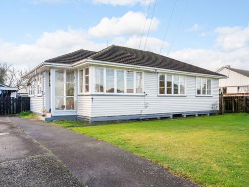 8 Spenser Road, Enderley