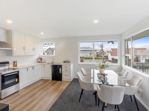 1/339 Hereford Street, Linwood
